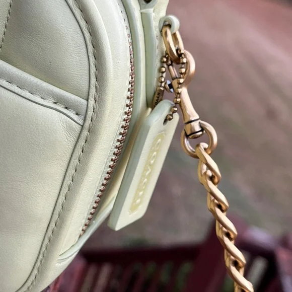 Coach Lunchbox Limited Edition Lime Top Handle Quilted Chain Crossbody Strap - Picture 12 of 16